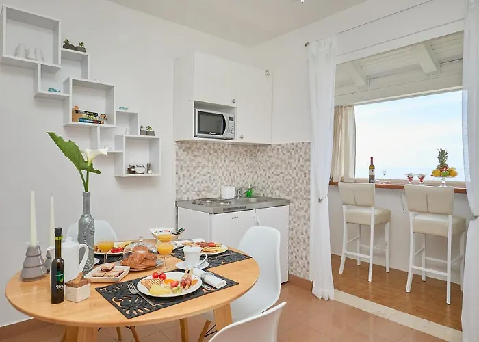 Bahari Apartment